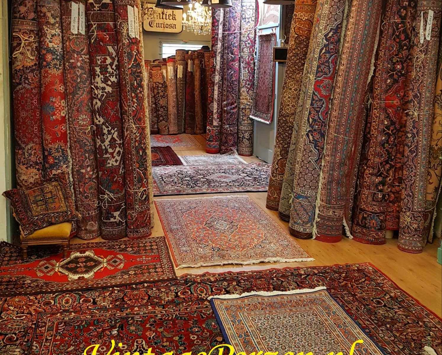 Winkel Openingstijden en Contact, Herenstraat 31 Leiden, 7 dagen per week geopend! Maandag t/m zaterdag van 11.00 - 17.30 Zondag van 13.00 - 17.00