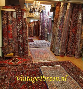 Winkel Openingstijden en Contact, Herenstraat 31 Leiden, 7 dagen per week geopend! Maandag t/m zaterdag van 11.00 - 17.30 Zondag van 13.00 - 17.00