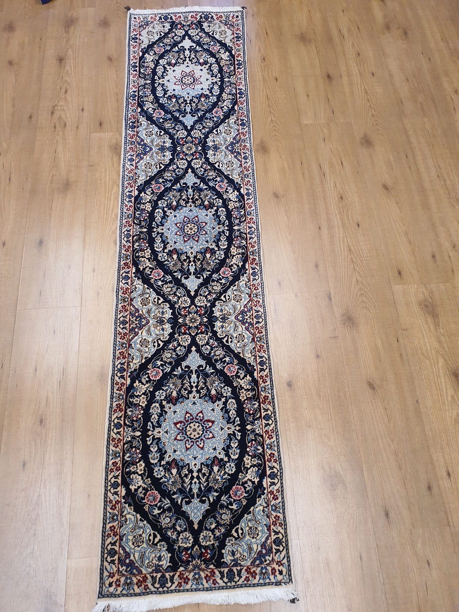 voorraad Archaïsch Bandiet 215x49 vintage handgeknoopt perzisch tapijt loper nain 6la 1000000 knopen per  m2 ID5180 - Vintage Perzische en Oosterse Tapijten