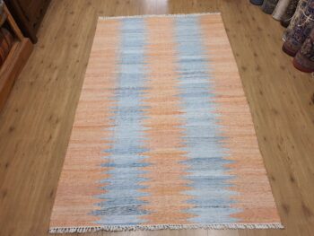 252x150 handgeweven Oosterse wollen kelim ID18376