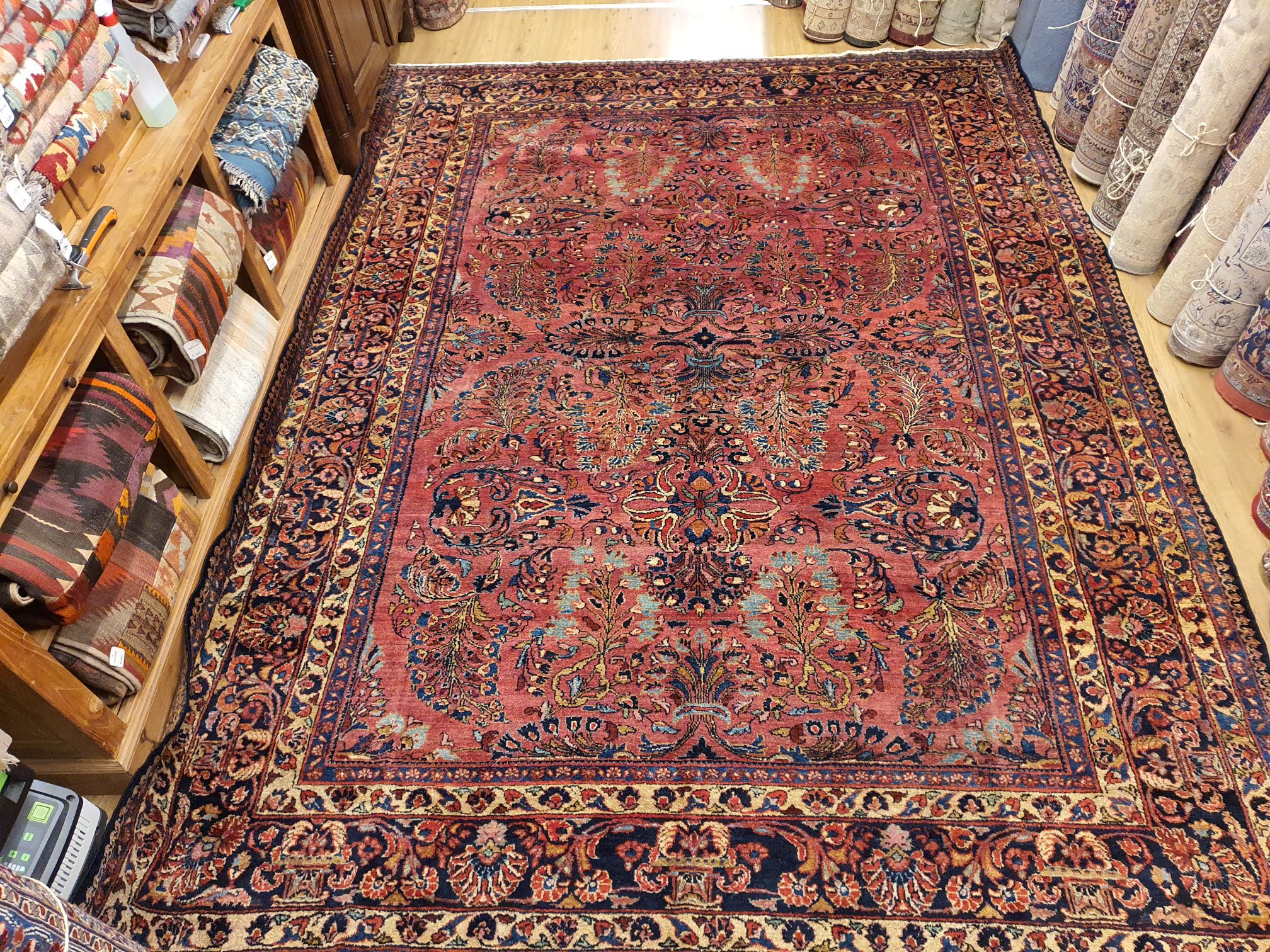370x270 vintage handgeknoopt perzisch tapijt lilian antiek ID19067 - Perzische en Oosterse Tapijten