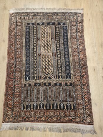 135x84 vintage handgeknoopt perzisch tapijt beloutch ID22937