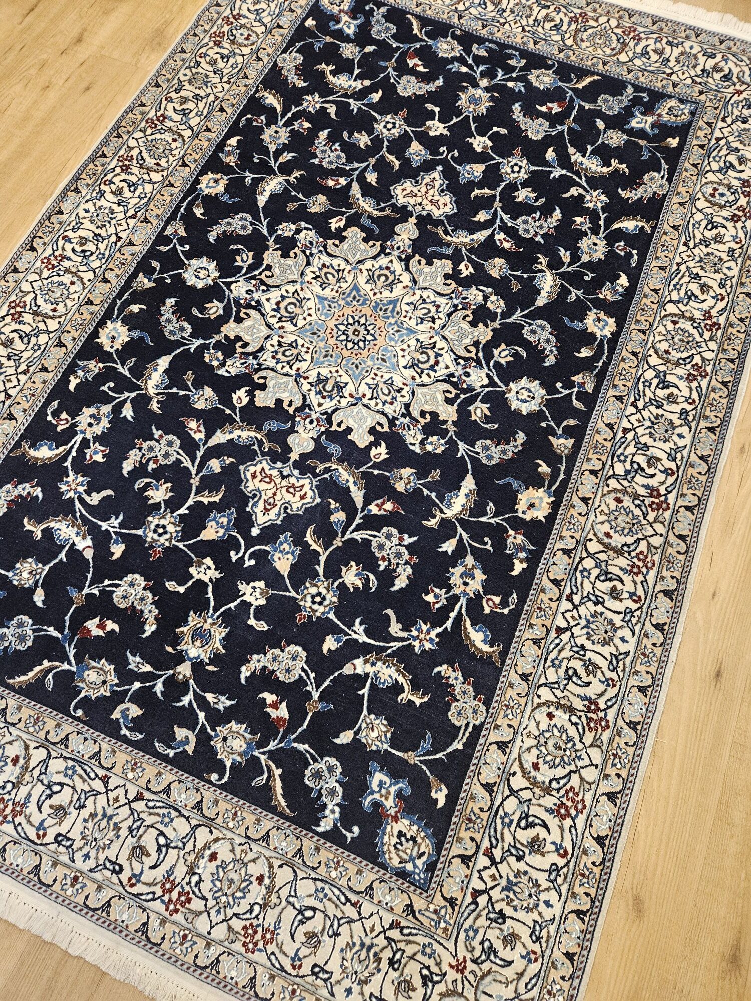 205x128 vintage handgeknoopt perzisch tapijt nain 6la met zijde ID30836 - Afbeelding 2