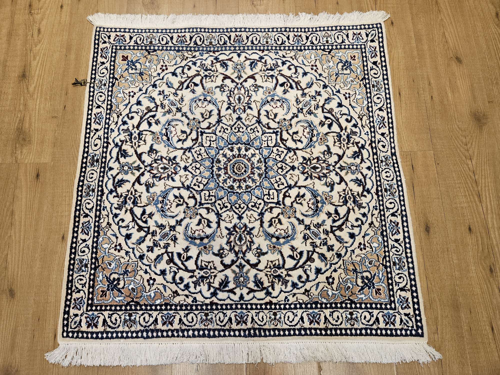 107x98 vintage handgeknoopt perzisch tapijt nain ID30940