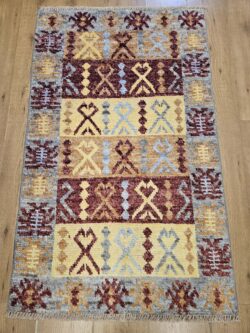 126x79 handgeknoopt oosters tapijt modern ID31279