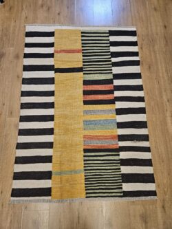 157x108 handgeweven oosterse wollen kelim ID31353