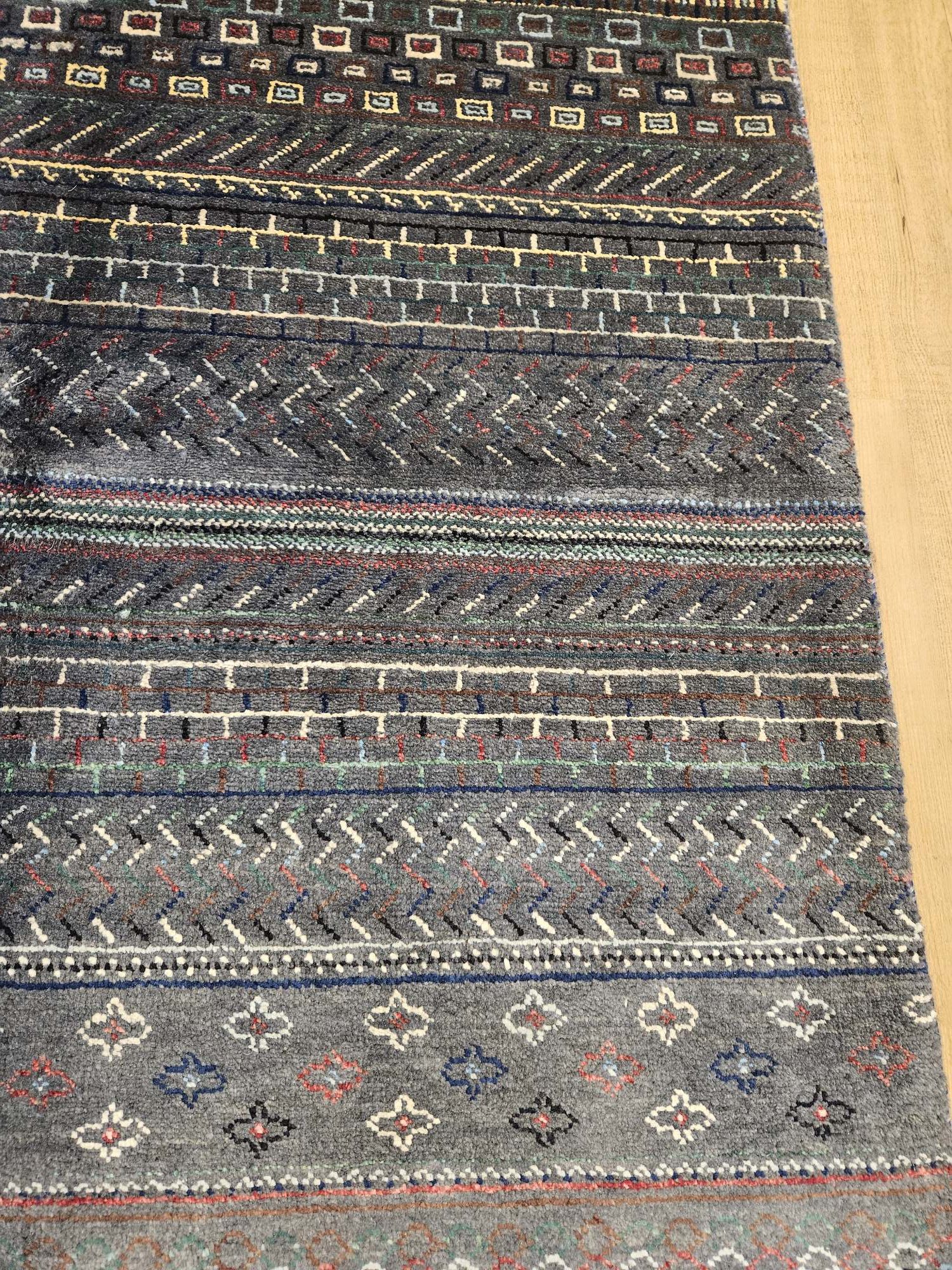 204x127 handgeknoopt oosters tapijt modern ID31637 - Afbeelding 2