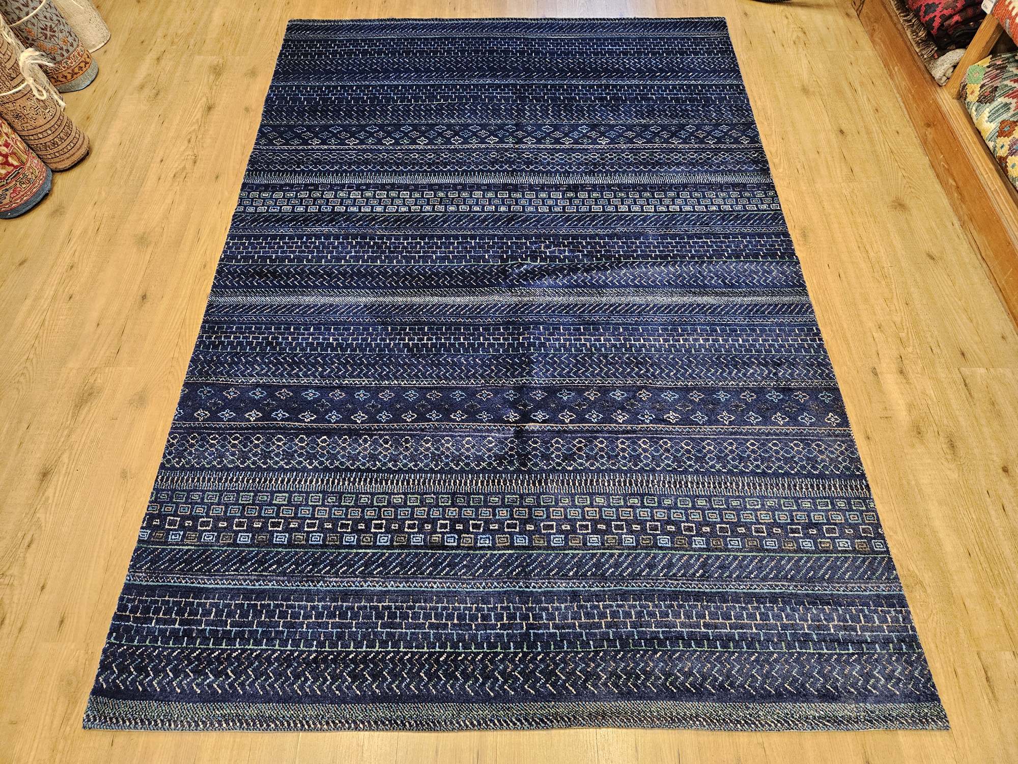 244x168 handgeknoopt oosters tapijt modern design ID31481