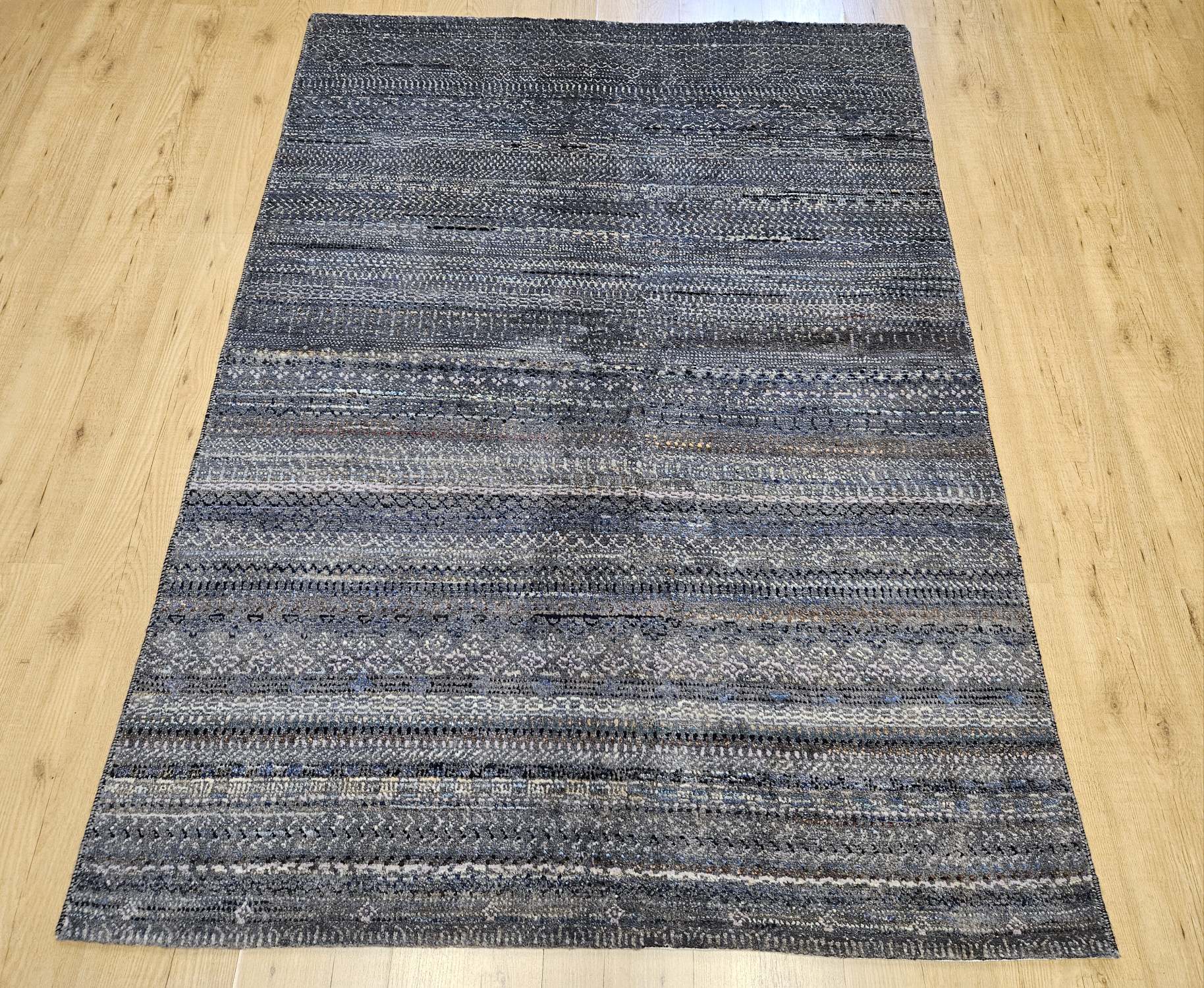 187x135 handgeknoopt oosters tapijt modern ID31639