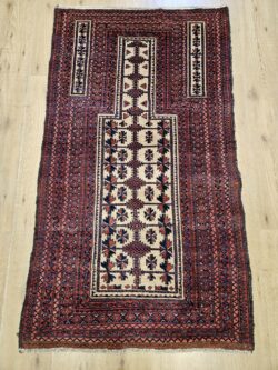 147x83 vintage handgeknoopt perzisch tapijt beloutch ID31557