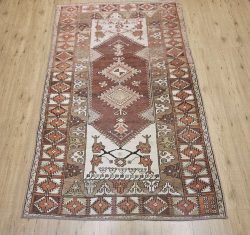 208x133 vintage handgeknoopt oosters tapijt milas ID31803