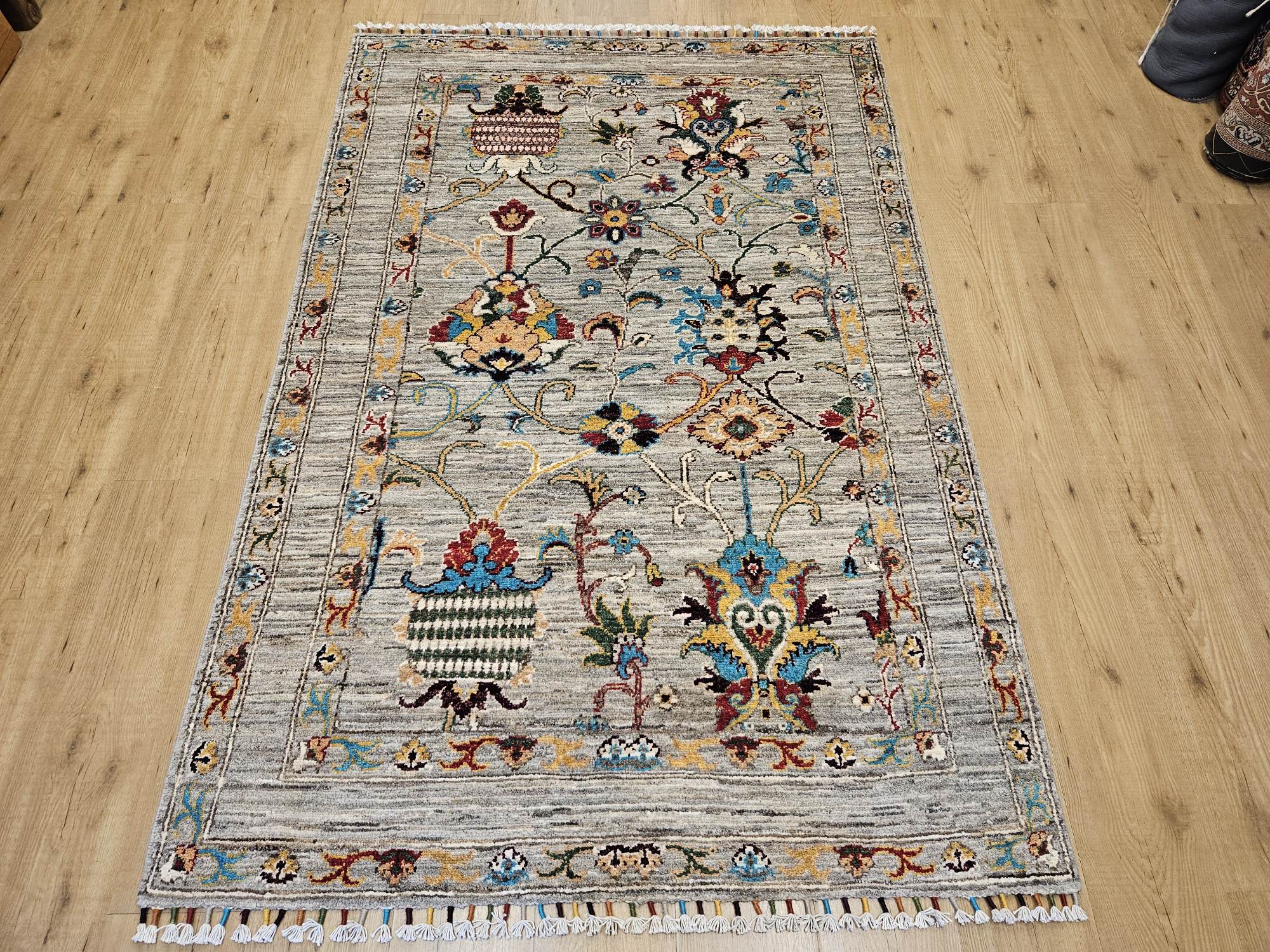 197x130 handgeknoopt oosters tapijt loribaf ID32127