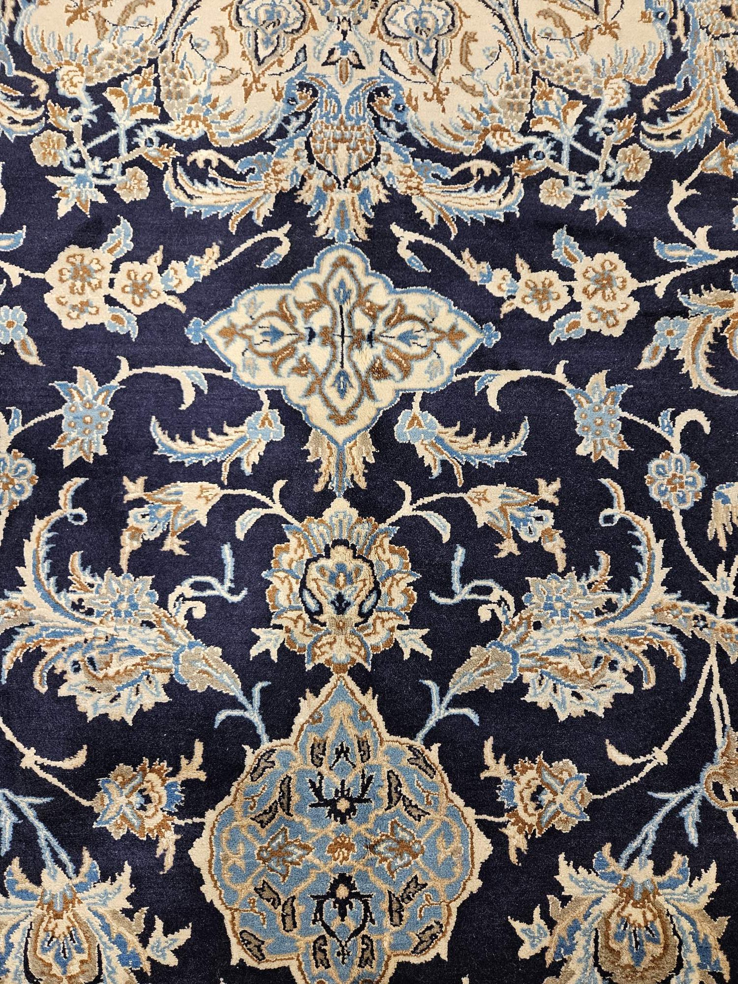 570x363 vintage handgeknoopt perzisch tapijt nain met zijde ID32936 - Afbeelding 7