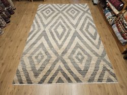 304x193 handgeknoopt oosters tapijt modern design ID33170