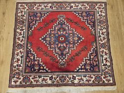 111x117 vintage handgeknoopt perzisch tapijt tafresh ID33069