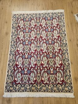 122x88 handgeknoopt perzisch tapijt nain met zijde ID33296