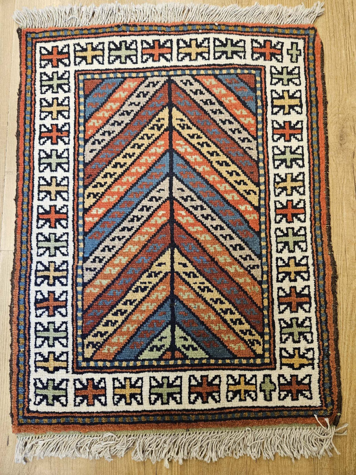 086x60 handgeknoopt oosters tapijt ID33656