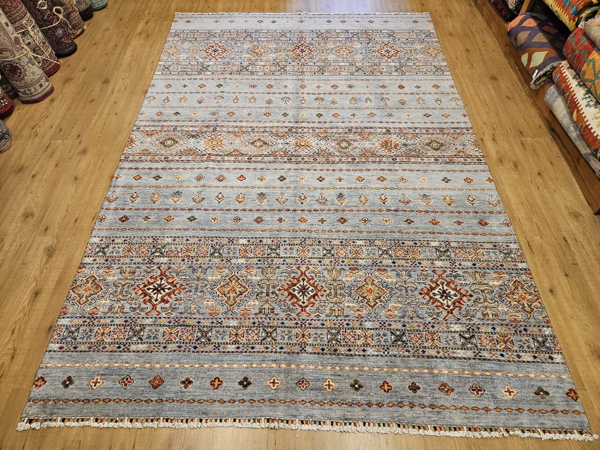 295x203 handgeknoopt oosters tapijt loribaf ID33742