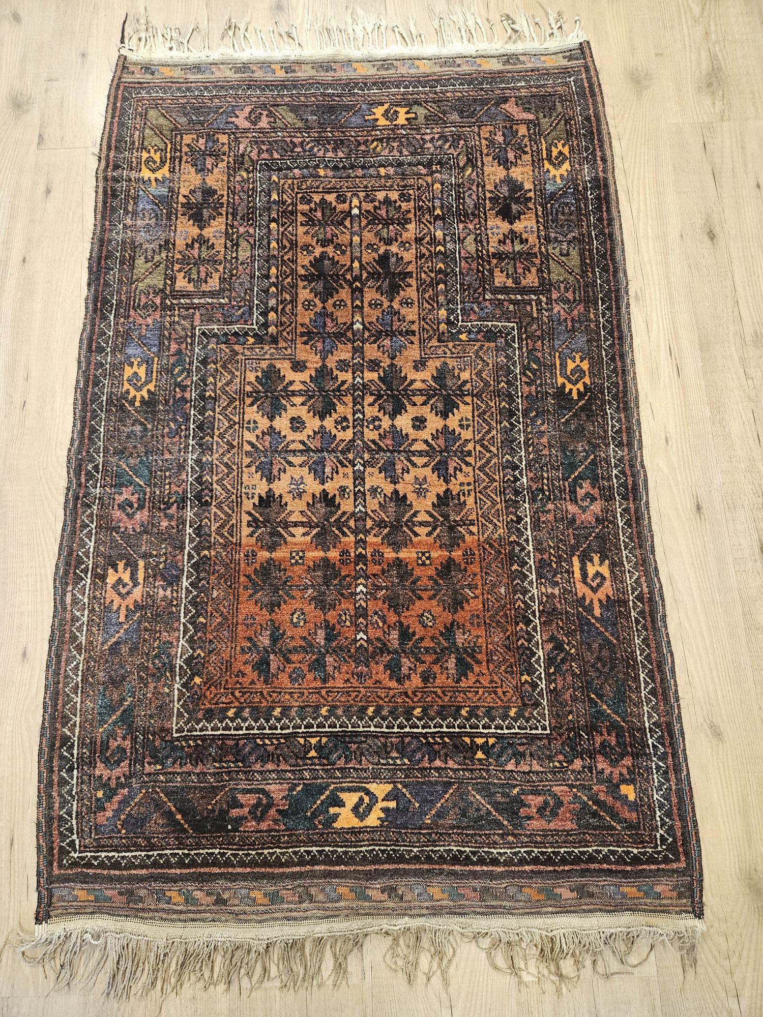 130x95 vintage handgeknoopt perzisch tapijt beloutch ID33838