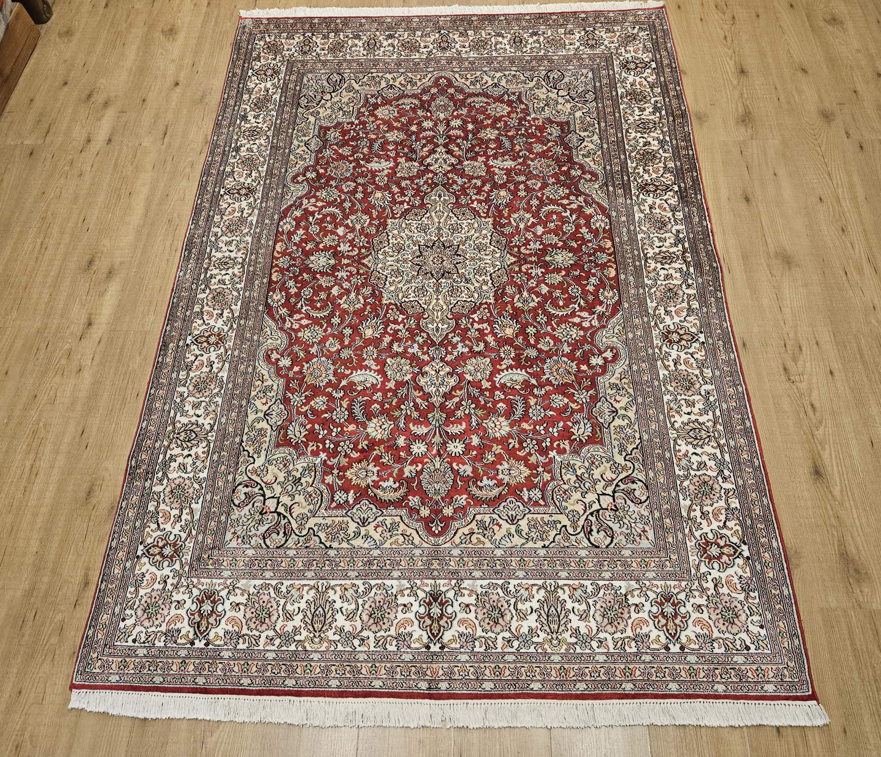 220x154 handgeknoopt oosters tapijt kashmir zijde ID33308